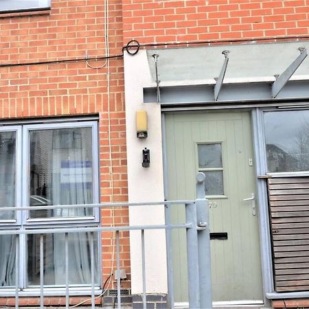 London 4 Bedroom House المظهر الخارجي الصورة