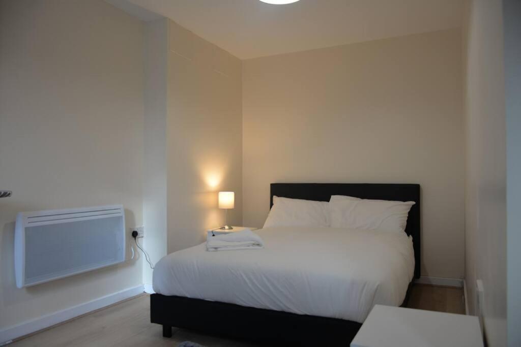 London 4 Bedroom House المظهر الخارجي الصورة